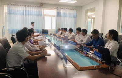 Đoàn công tác Đại học Y Dược thành phố Hồ Chí Minh làm việc với Bệnh viện Sản Nhi tỉnh.